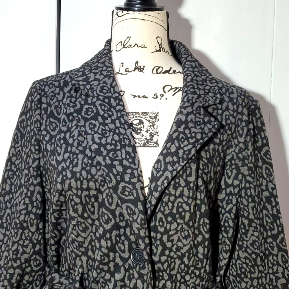 Susan Bristol| Womens Dark Gray/Black Soft Knit Belted Short Trench Coat Sz.L